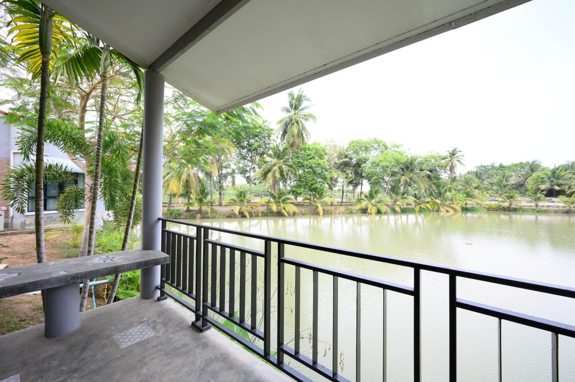 Busaya Resort & Cuisine Nakhon Pathom Pokoj fotografie